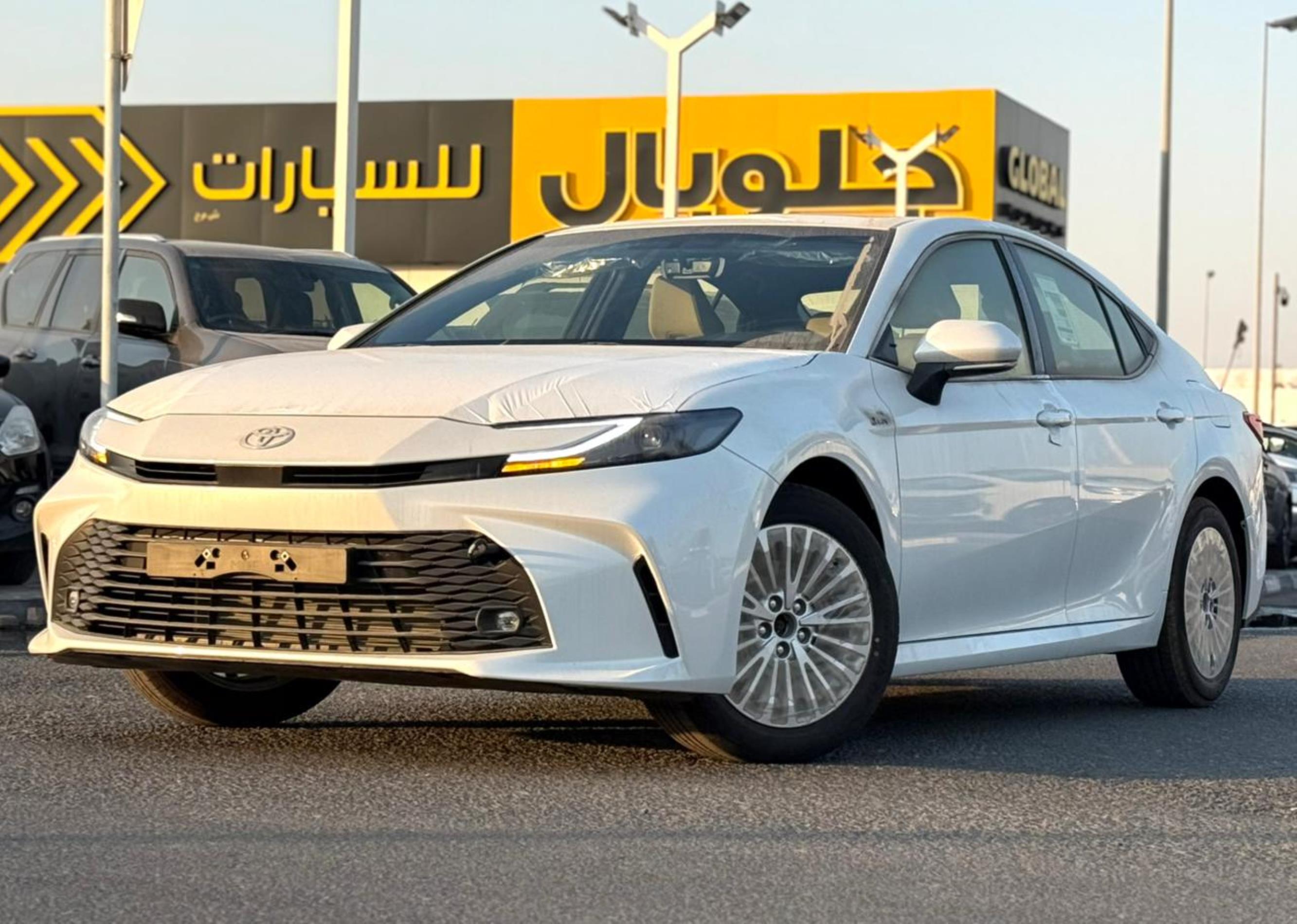TOYOTA CAMRY 2025